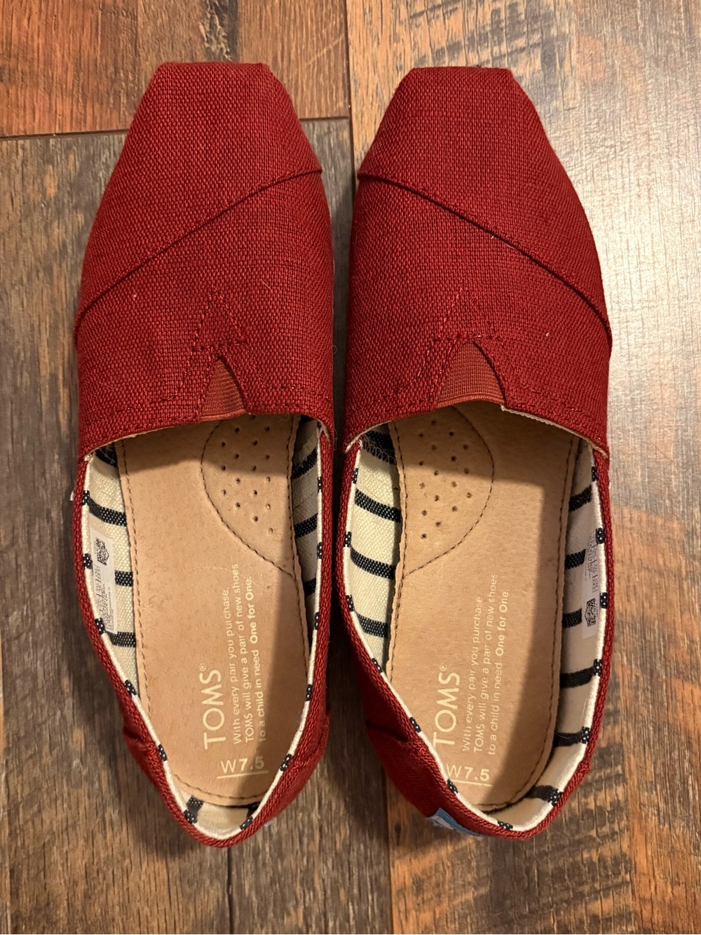 TOMS Women’s Classic Slip-On in Black Cherry Heritage Canvas